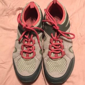 Lands End Hiking Shoes Woman Size 7 - New